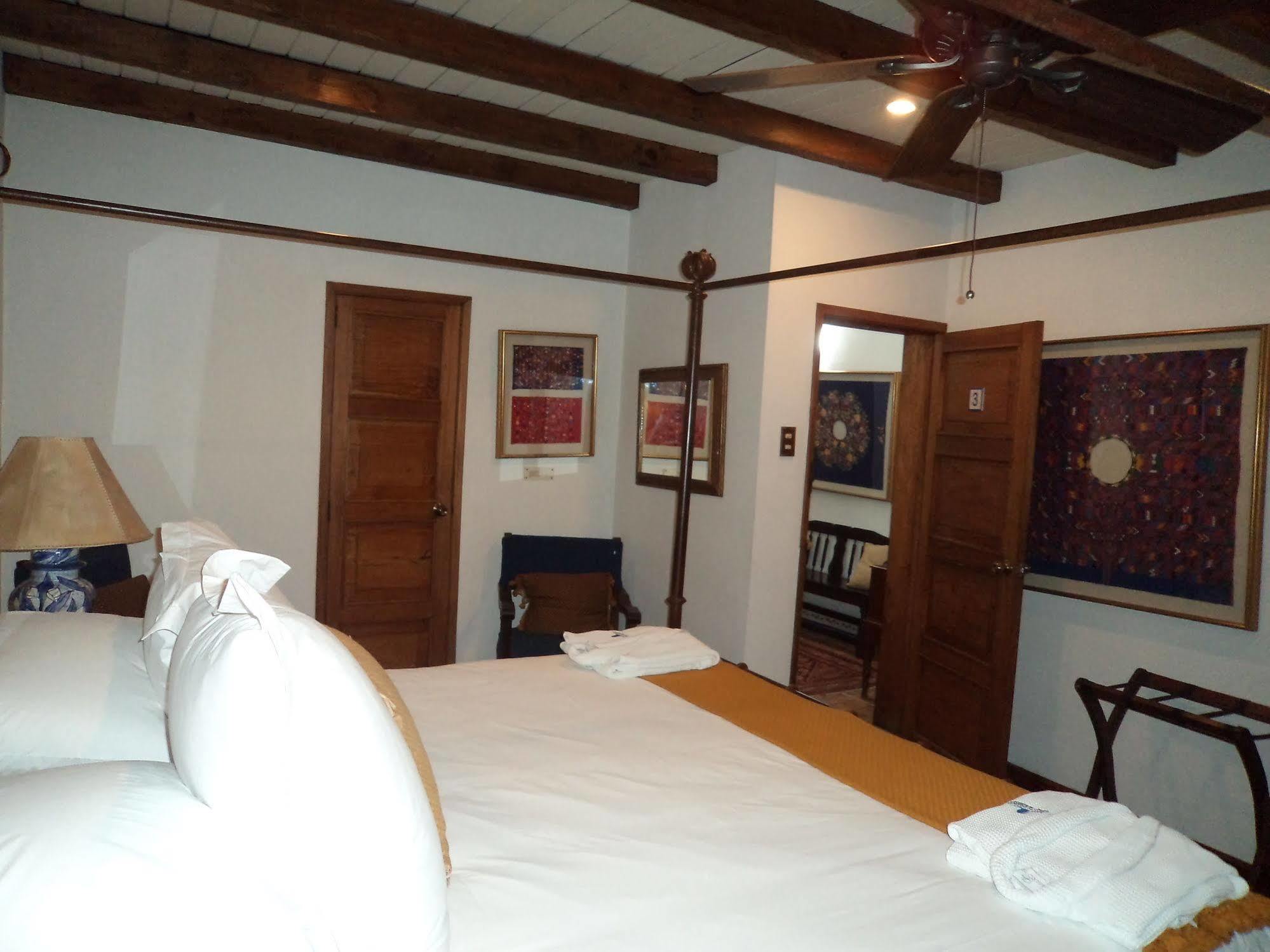 Casa Encantada By Porta Hotels Antigua Exterior foto